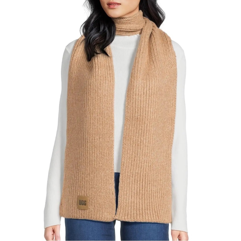 UGG Chunky Rib Scarf in Camel Tan NWOT